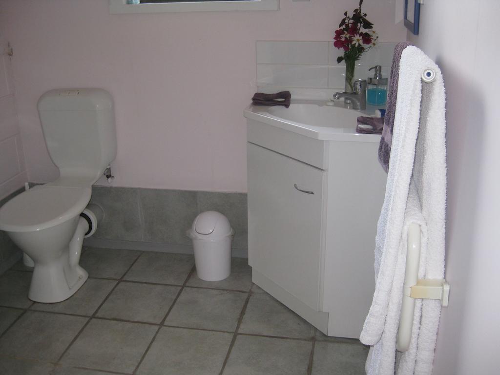 Moanarua Beach Cottage Ohope Номер фото